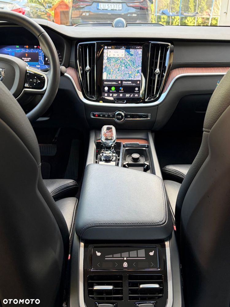 Volvo S60 B5 B AWD Ultimate Dark - 16