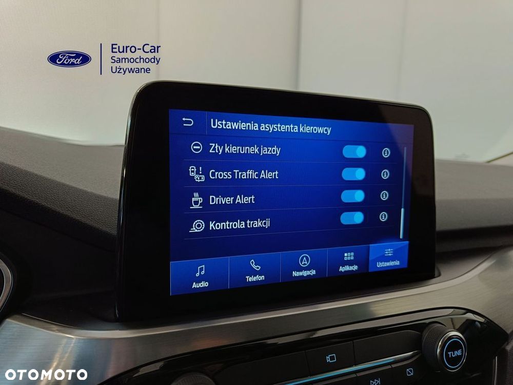Ford Kuga 2.0 EcoBlue TITANIUM X - 24