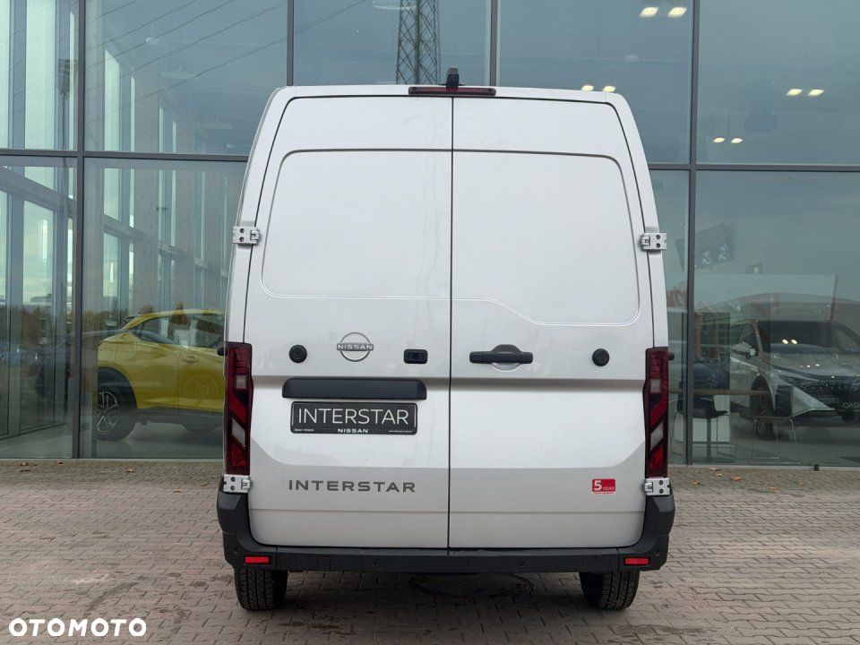 Nissan Interstar - 6