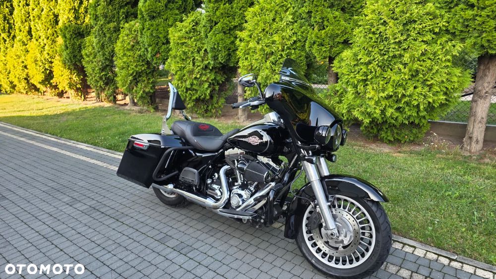 Harley-Davidson FLHS Electra Glide - 16