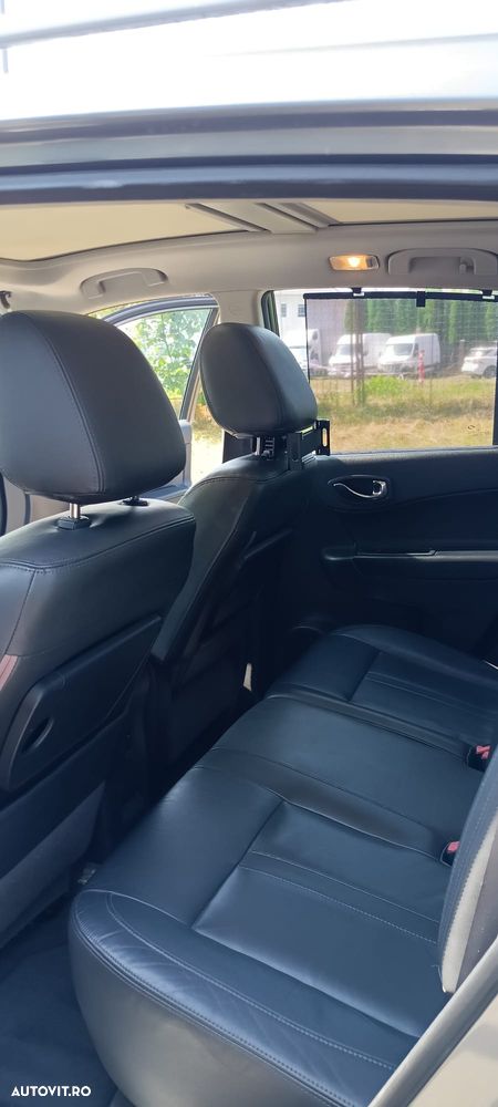 Renault Koleos 2.0 dCI 4X4 Privilege Aut - 14
