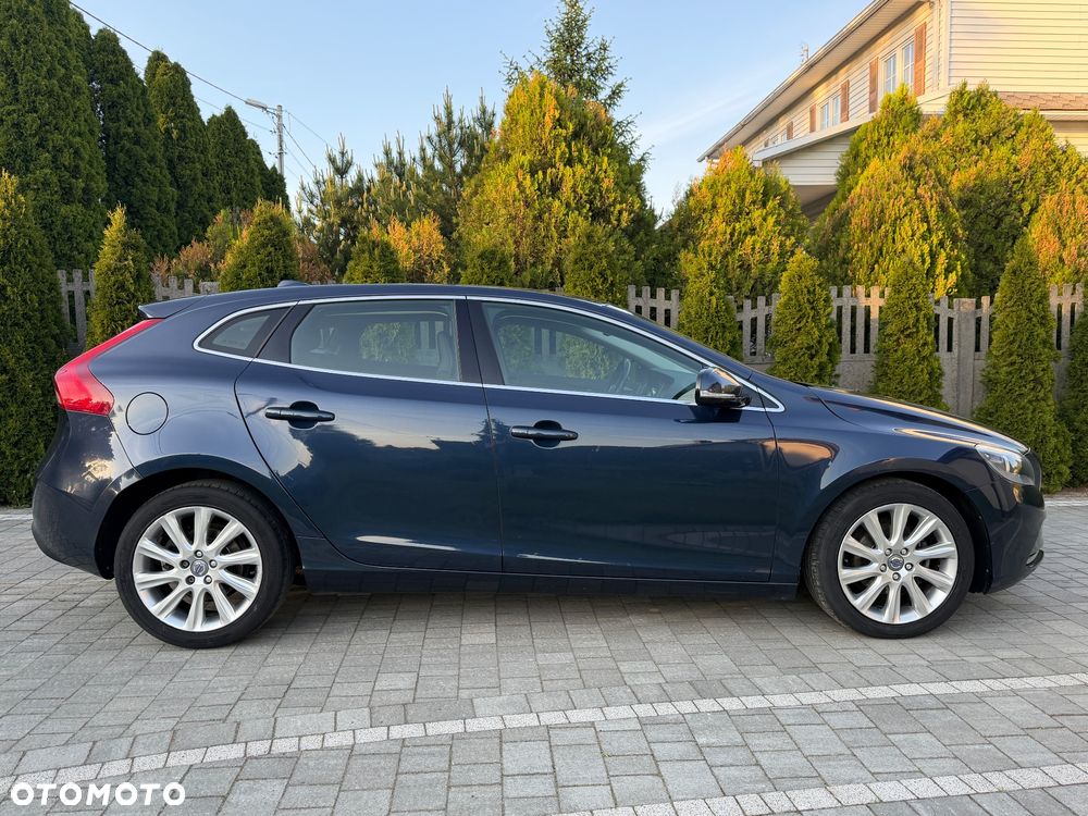Volvo V40 D2 Momentum - 13