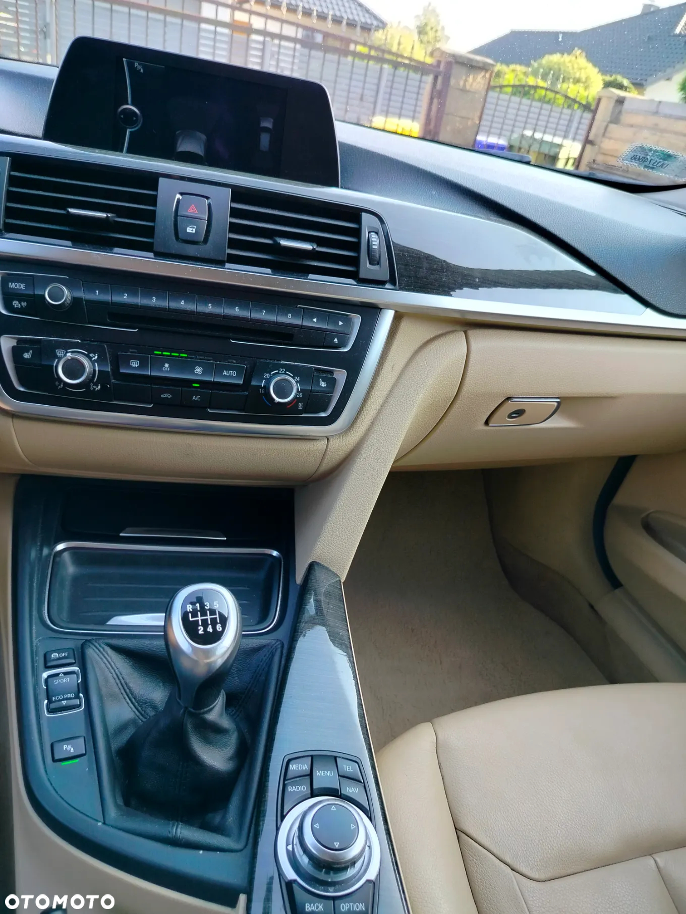 BMW Seria 3 318d Luxury Line - 8