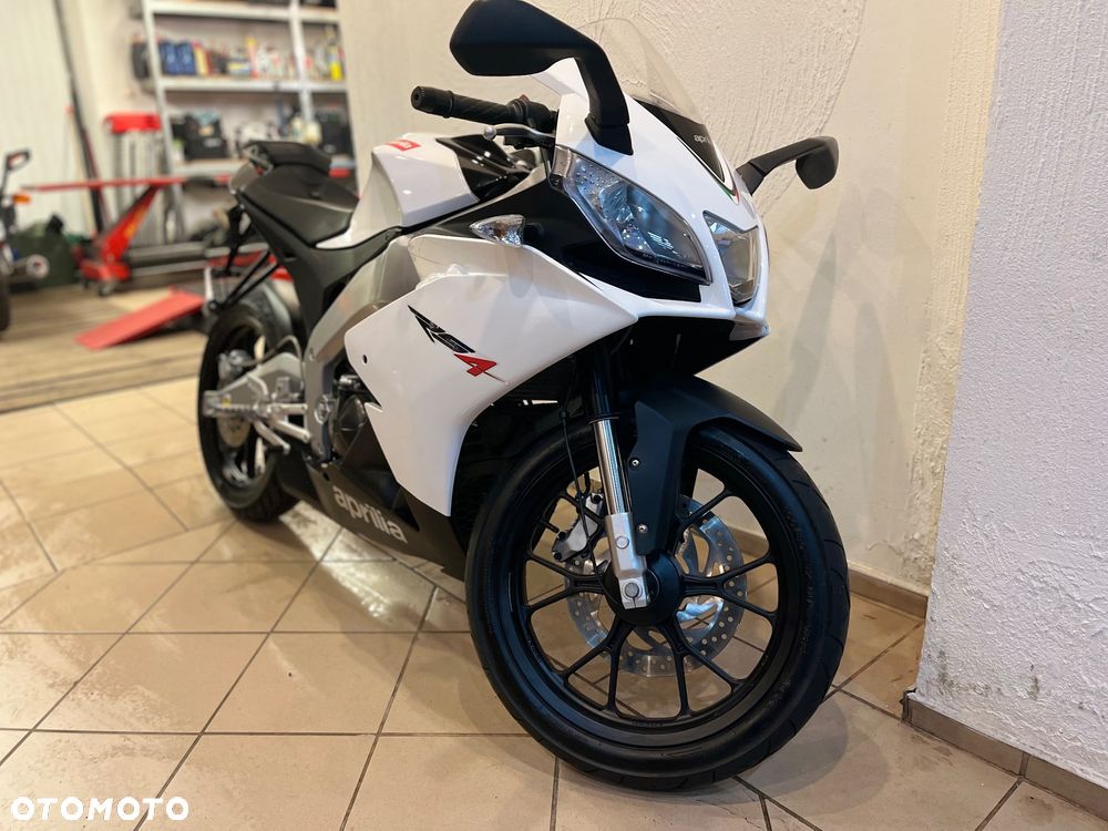 Aprilia RS - 6