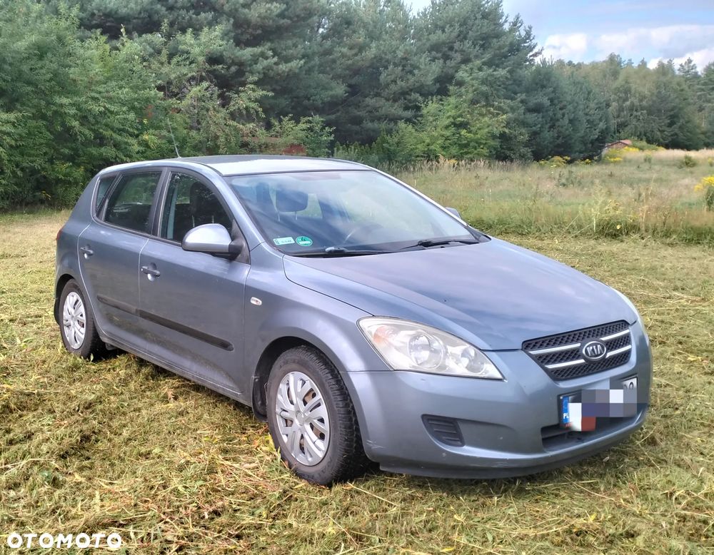 Kia Ceed - 6