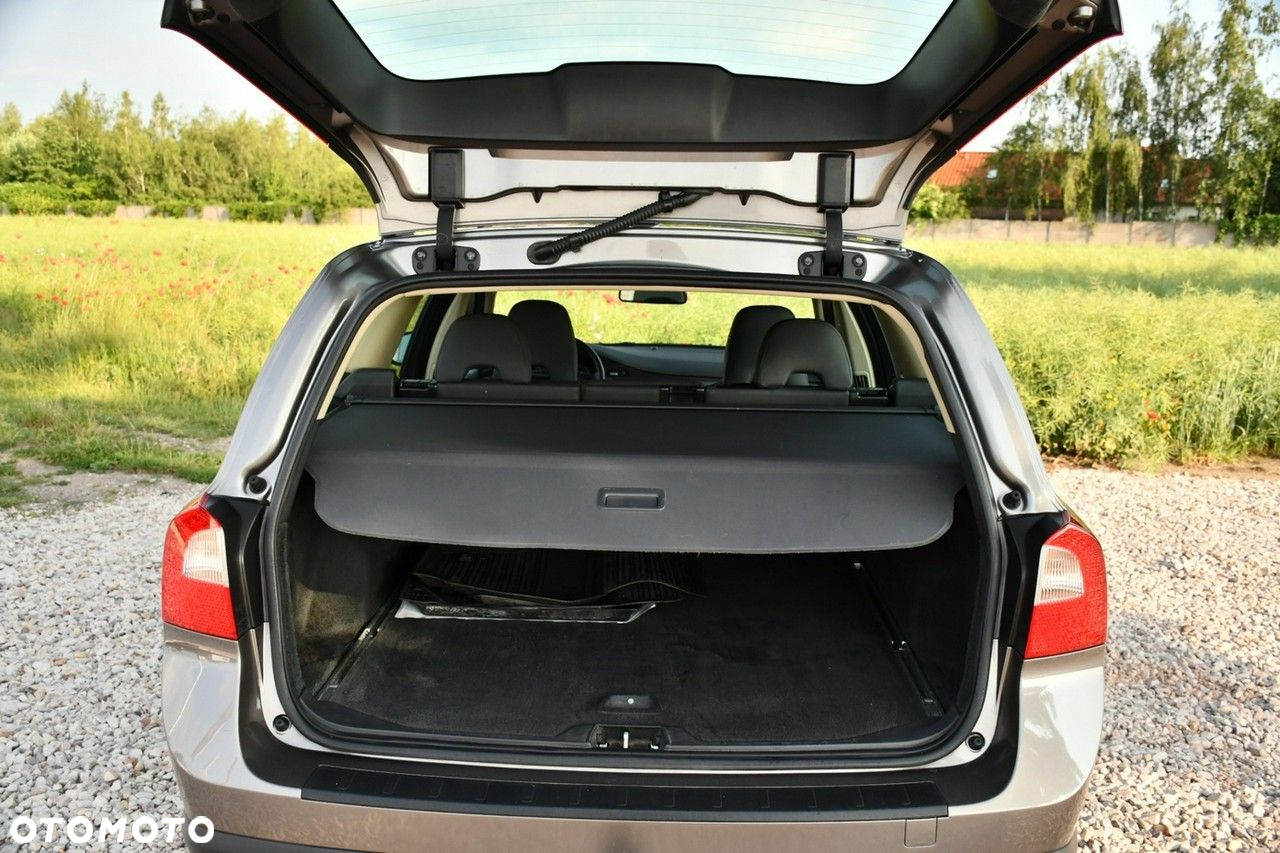 Volvo V70 - 38