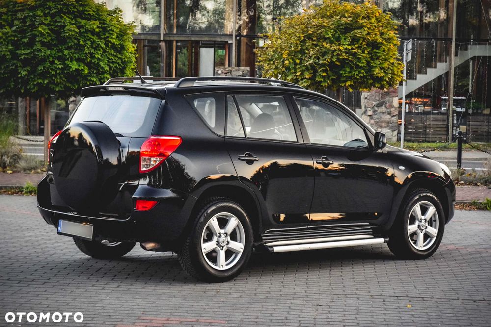 Toyota RAV4 2.0 VVT-i Sol - 17
