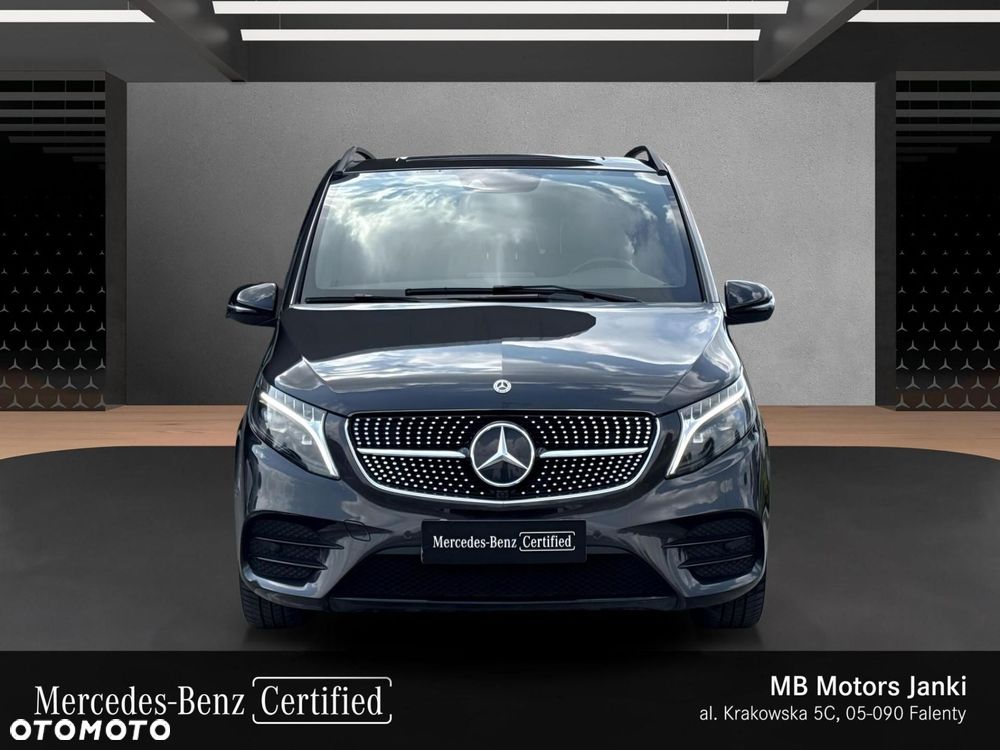Mercedes-Benz Klasa V - 9