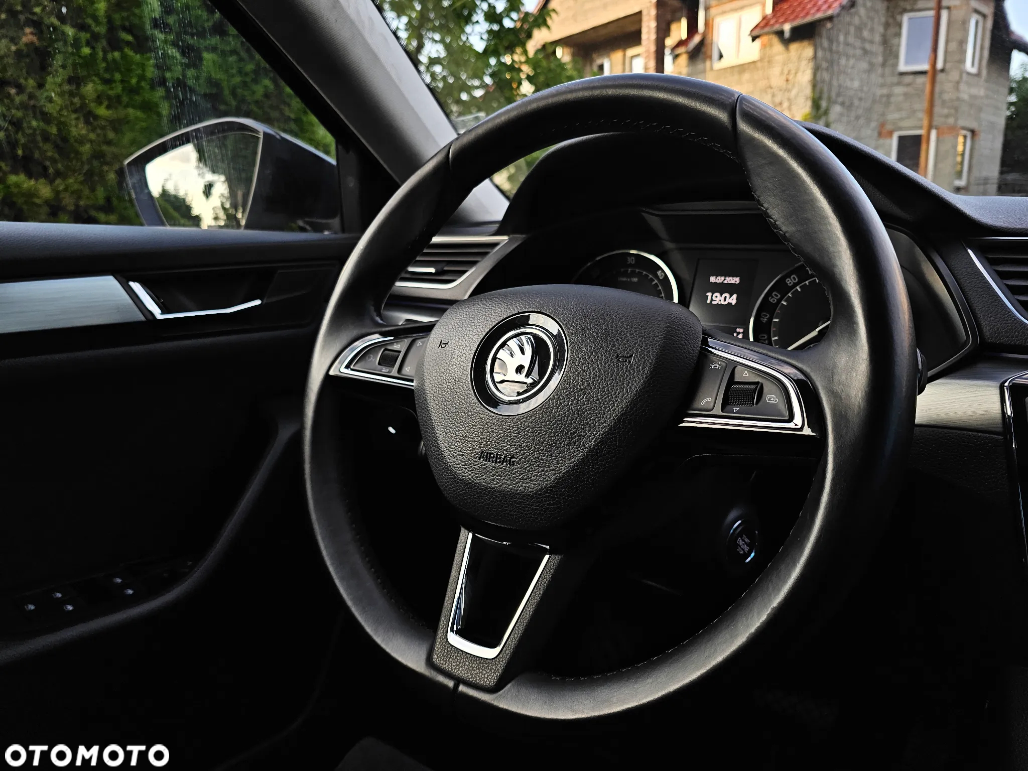 Skoda Superb 2.0 TDI Style DSG - 9