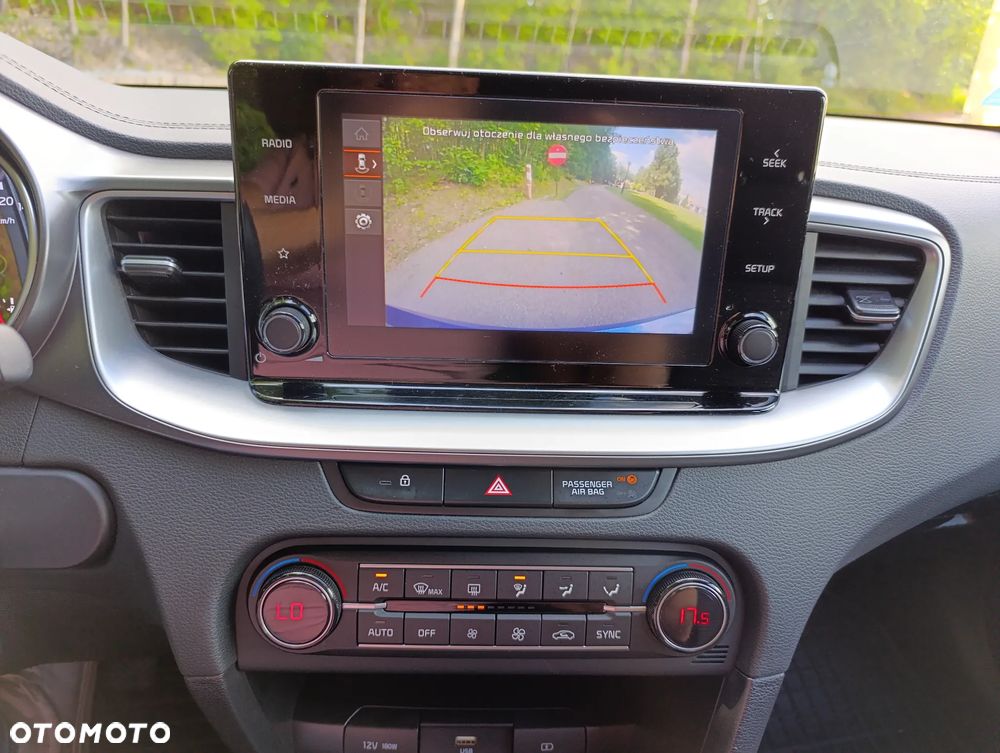 Kia Ceed 1.5 T-GDI M - 27