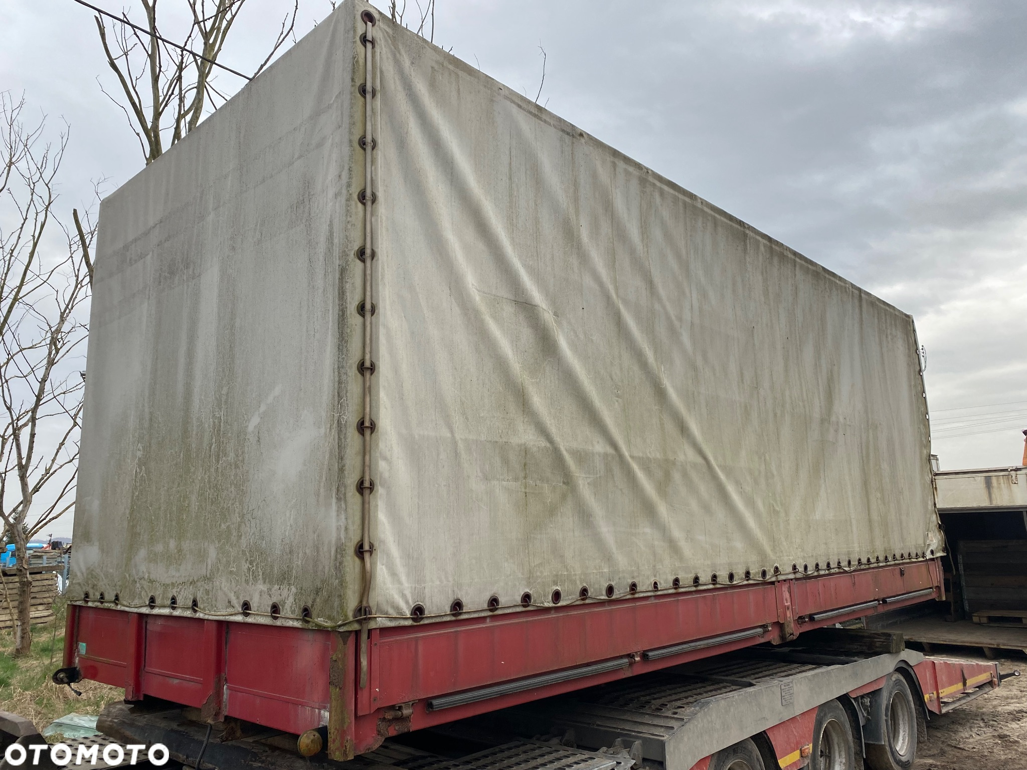 Zabudowa plandeka 6,45 m dach suwany MAN Mercedes DAF IVECO - 6
