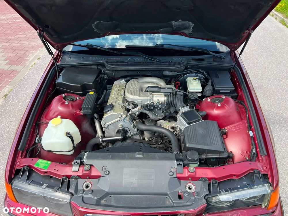 BMW Seria 3 316i - 13