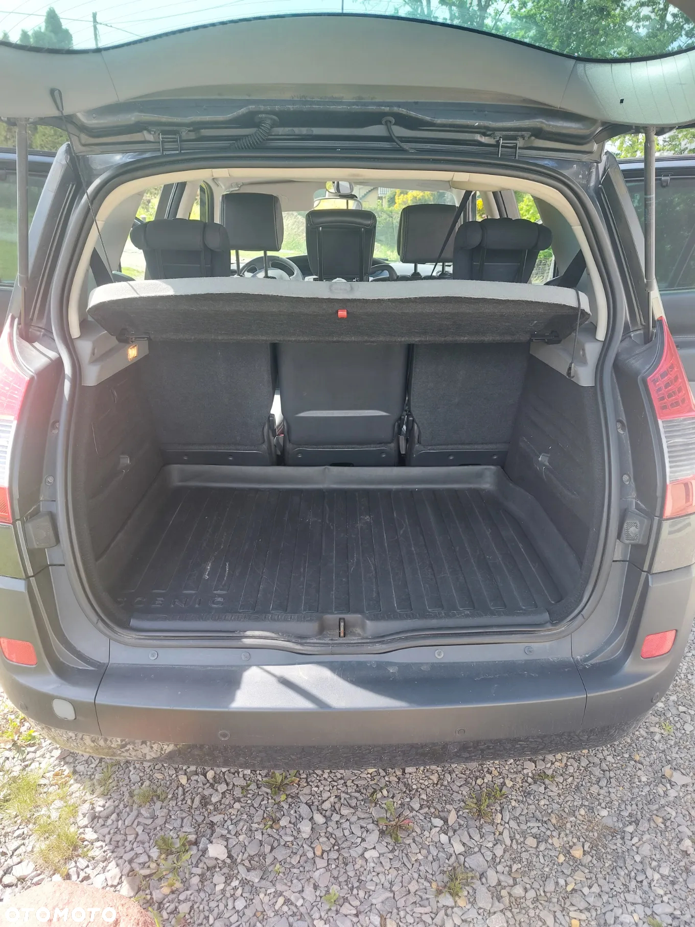 Renault Scenic 1.6 16V Emotion - 7