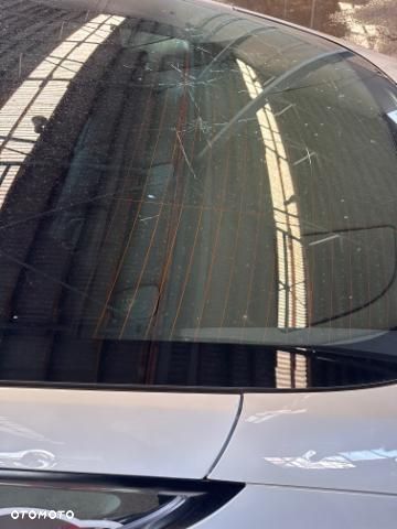Tesla Model 3 Langstreckenbatterie Allradantrieb Dual Motor - 10