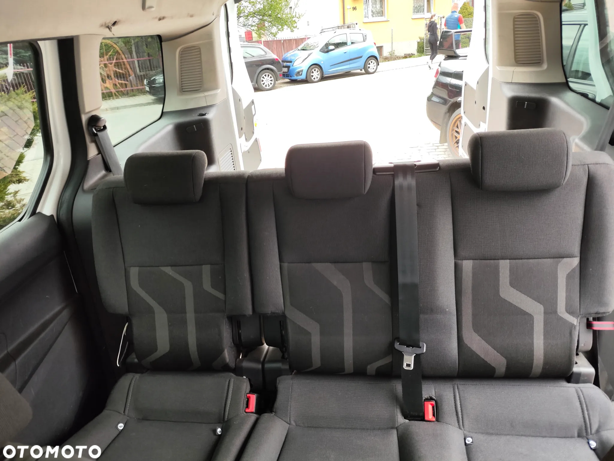 Ford Transit Connect - 11