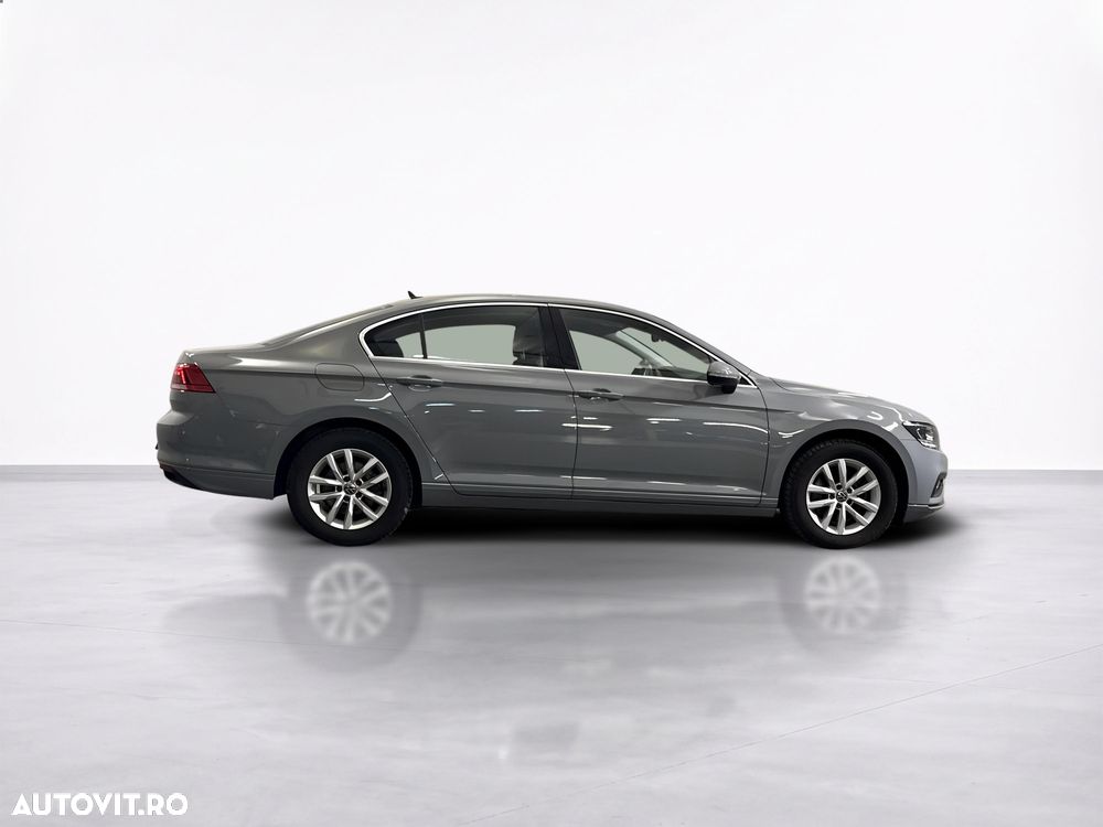 Volkswagen Passat - 7