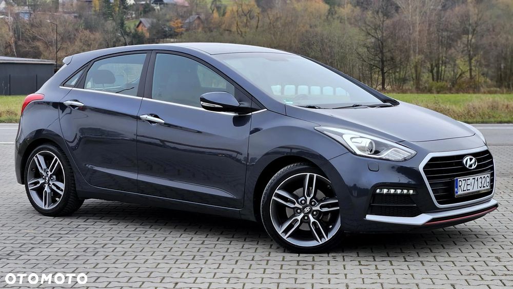 Hyundai i30 1.6 T GDI Turbo - 4