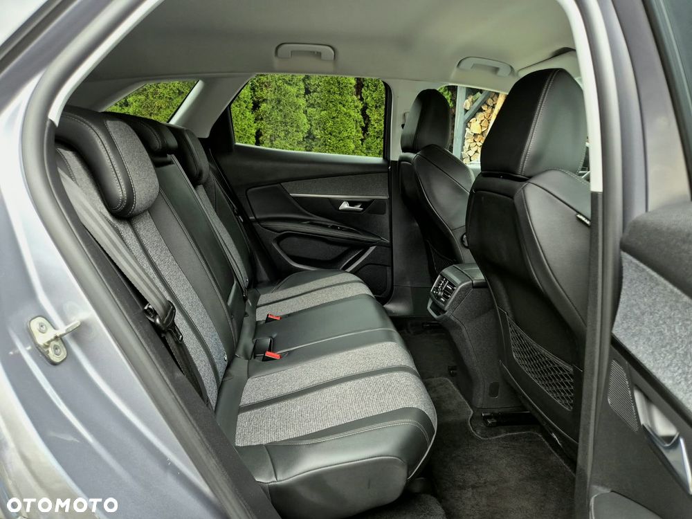 Peugeot 3008 BlueHDi 130 Stop & Start Allure - 17