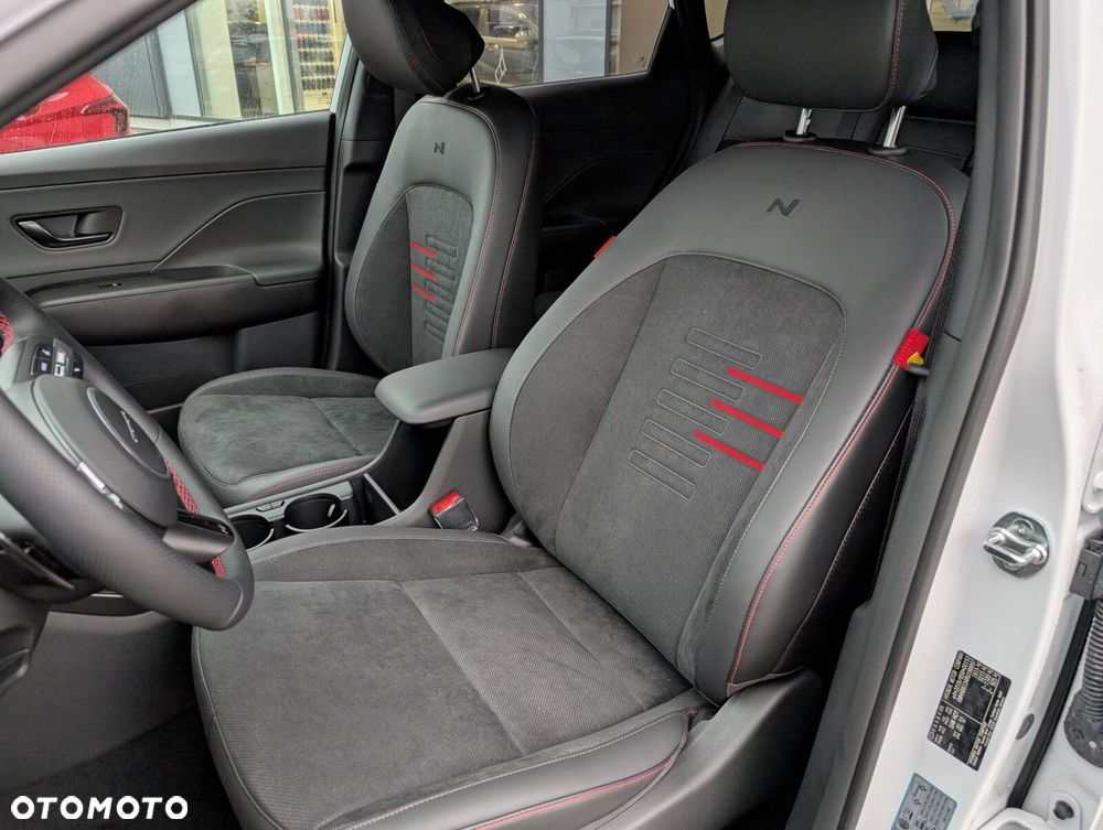 Hyundai Kona 1.6 GDI Hybrid N-Line DCT - 13
