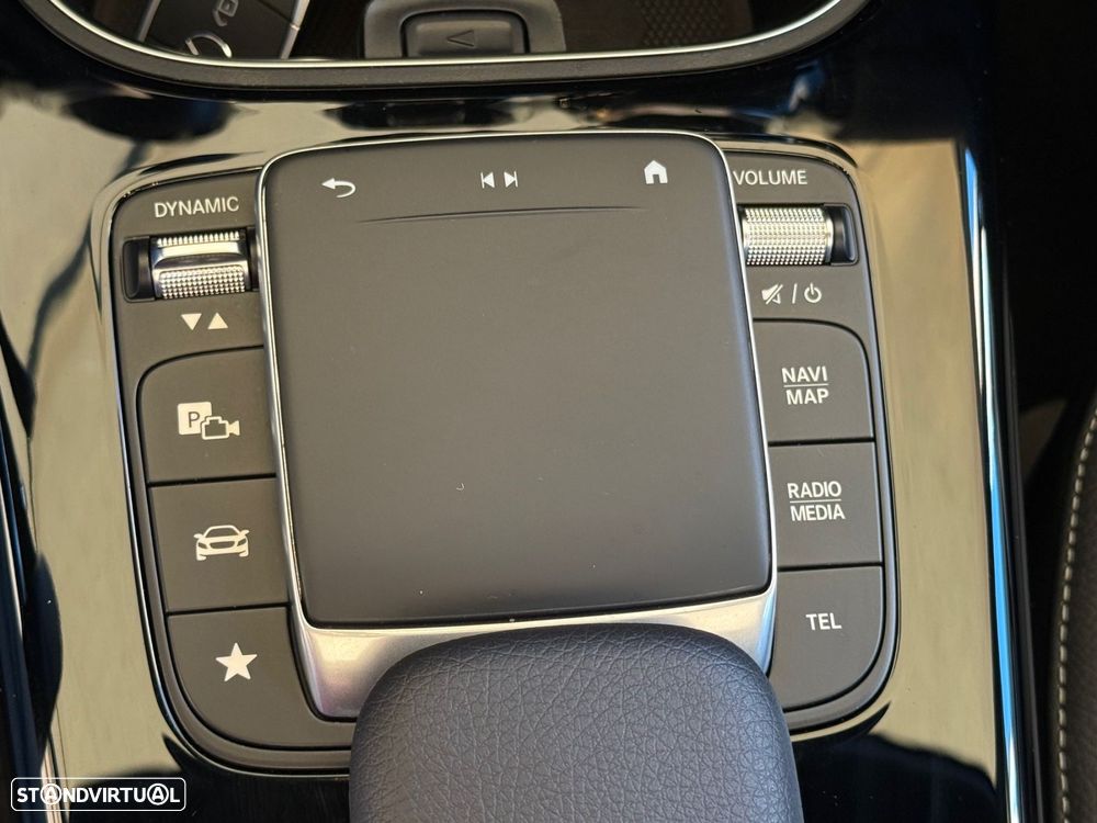 Mercedes-Benz A 250 Limousine e 8G-DCT AMG Line Advanced Plus - 26
