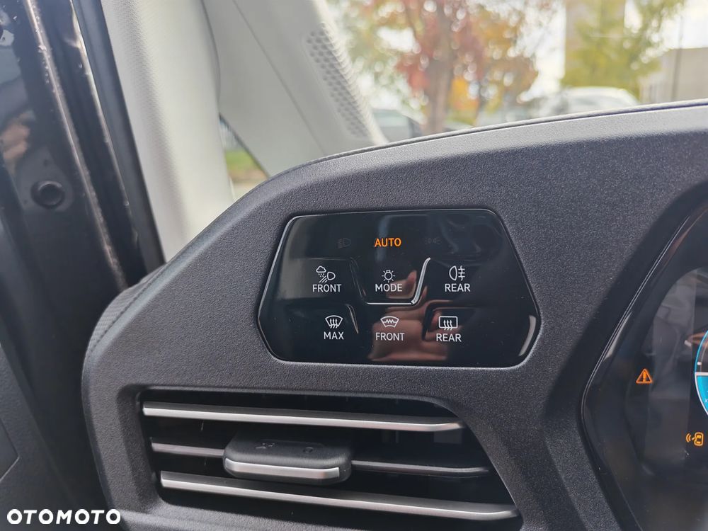 Volkswagen Caddy 2.0 TDI DSG - 19