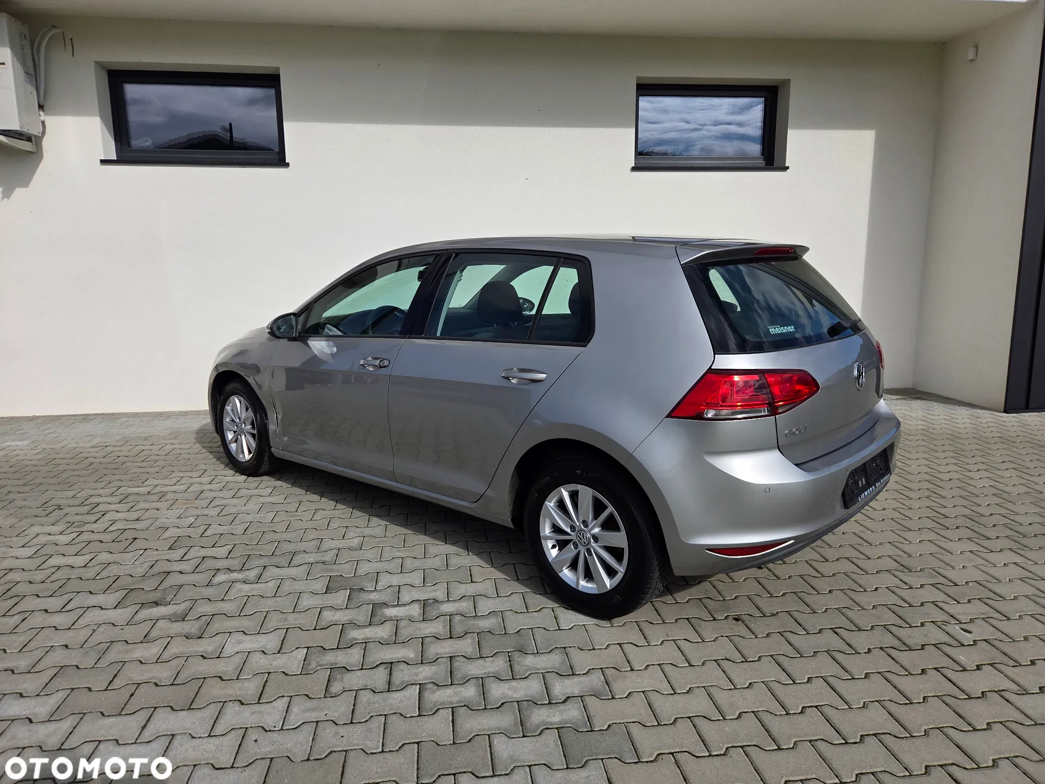 Volkswagen Golf - 17