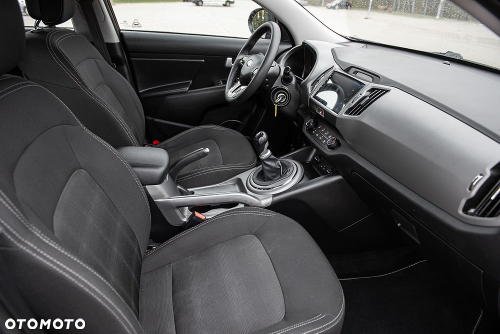 Kia Sportage 1.6 GDI Business Line L 2WD - 27