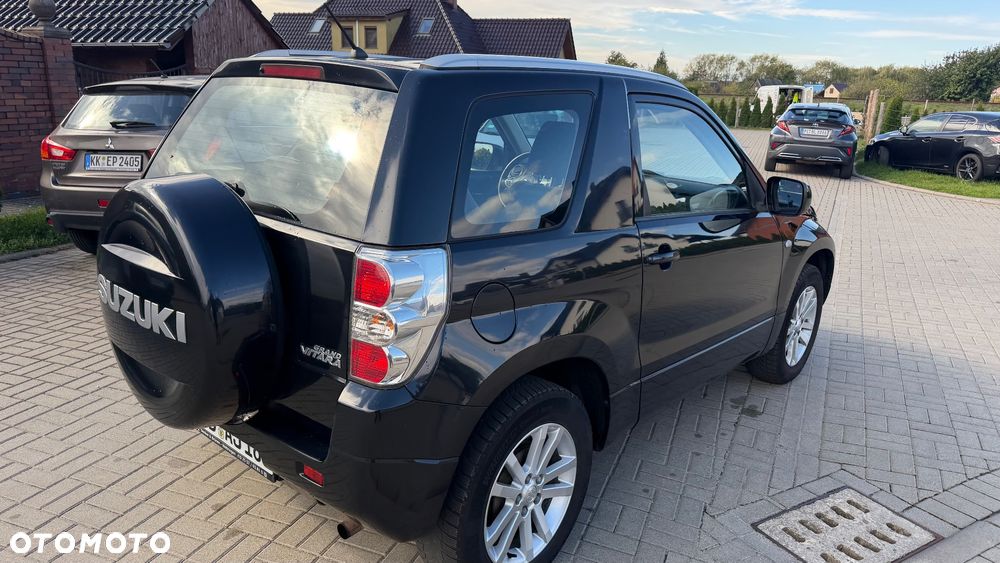 Suzuki Grand Vitara 1.6 Club - 10
