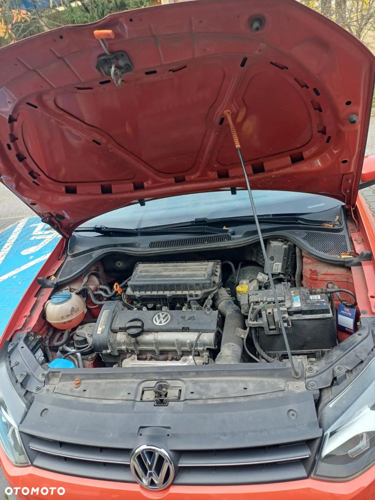 Volkswagen Polo 1.4 16V Highline - 10