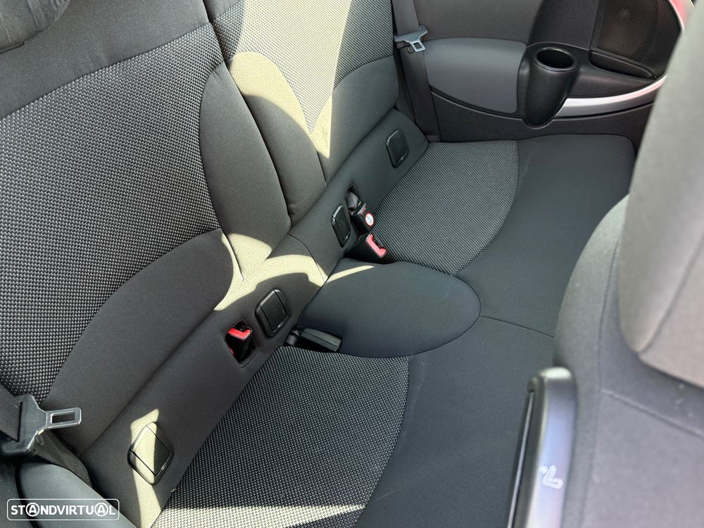 MINI Clubman Cooper D - 19