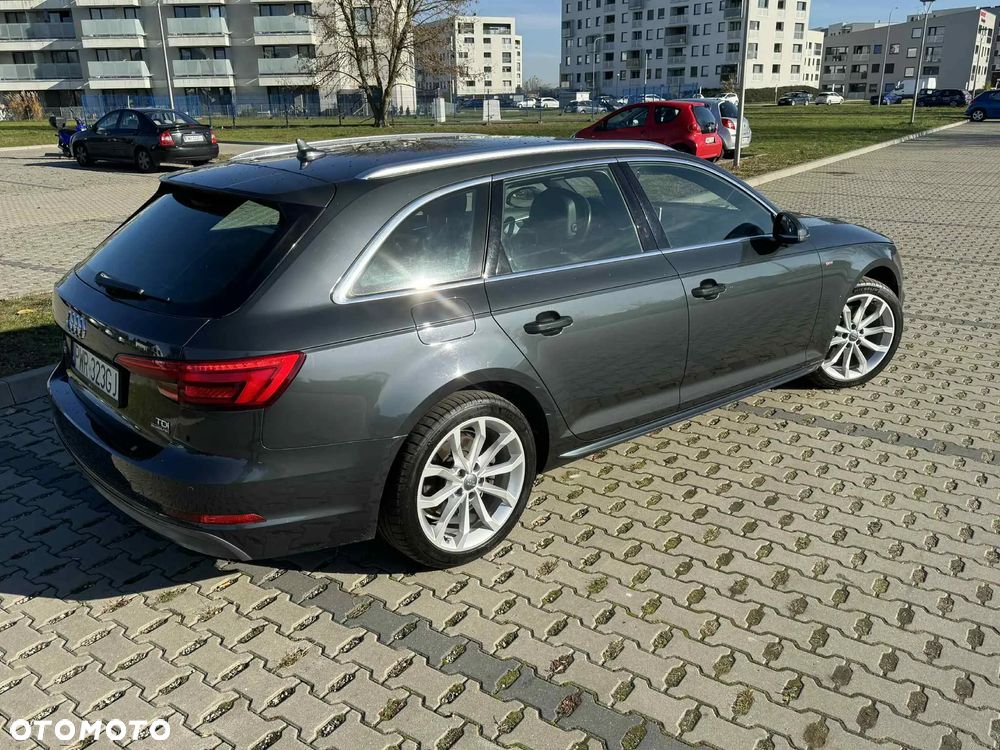 Audi A4 Avant - 4