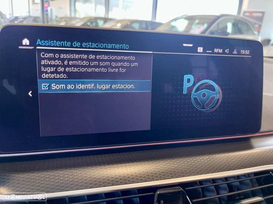 BMW 530 e Pack Desportivo M - 35