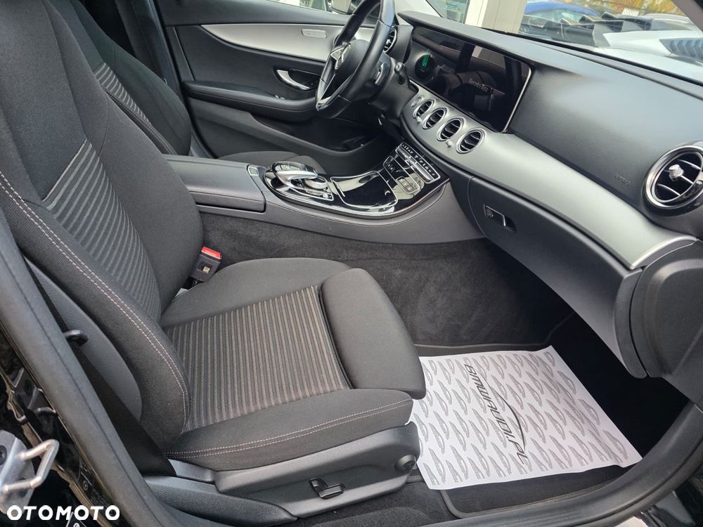 Mercedes-Benz Klasa E 220 d 9G-TRONIC Avantgarde - 25