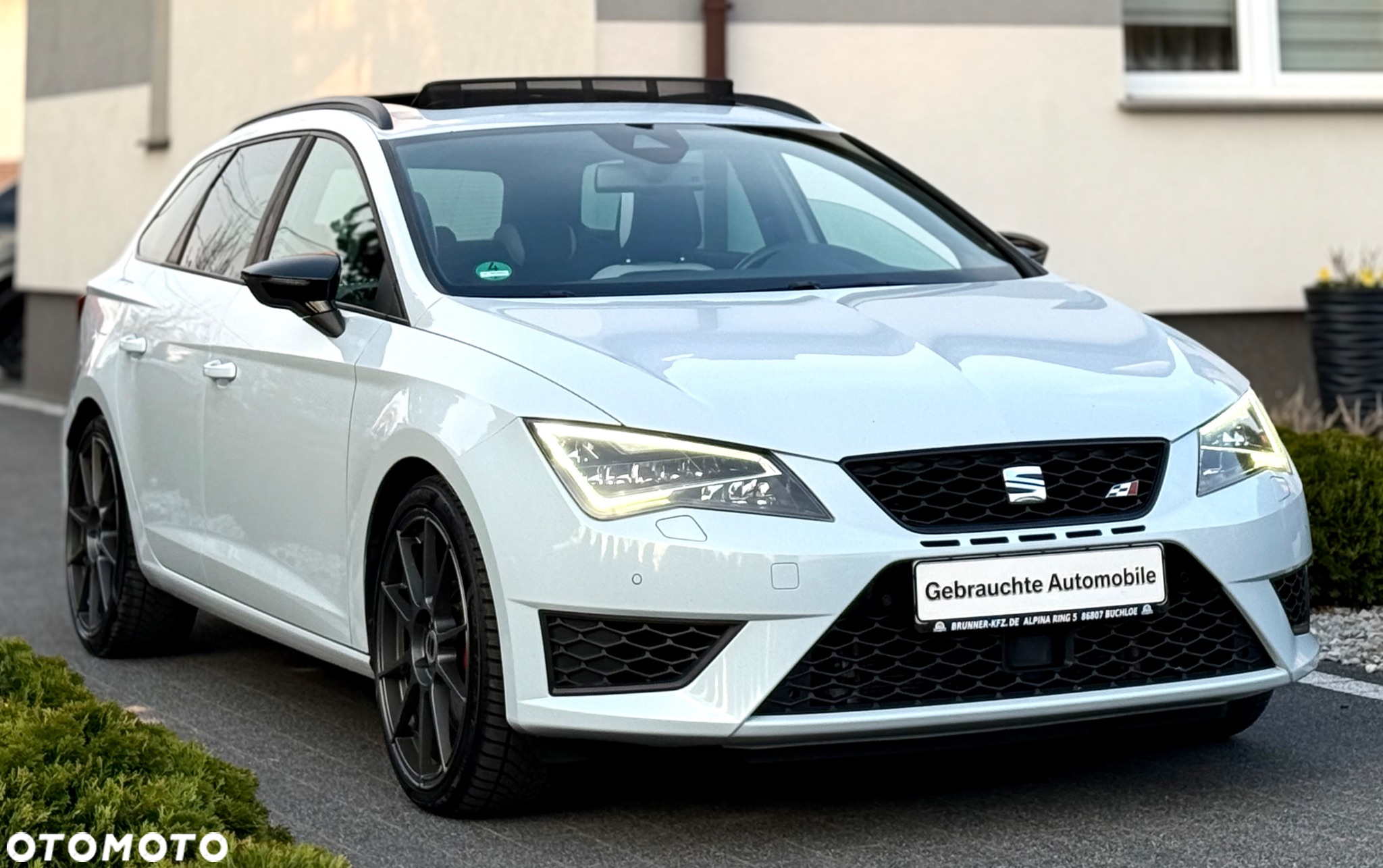 Seat Leon ST 2.0 TSI Start&Stop DSG Cupra 280 - 2