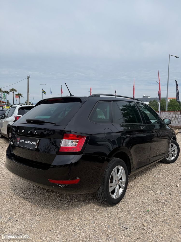 Skoda Fabia Break 1.0 TSI Ambition DSG - 6