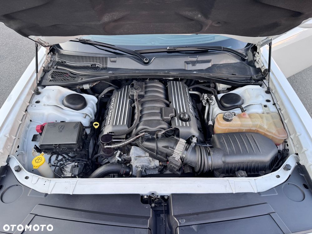 Dodge Challenger - 23