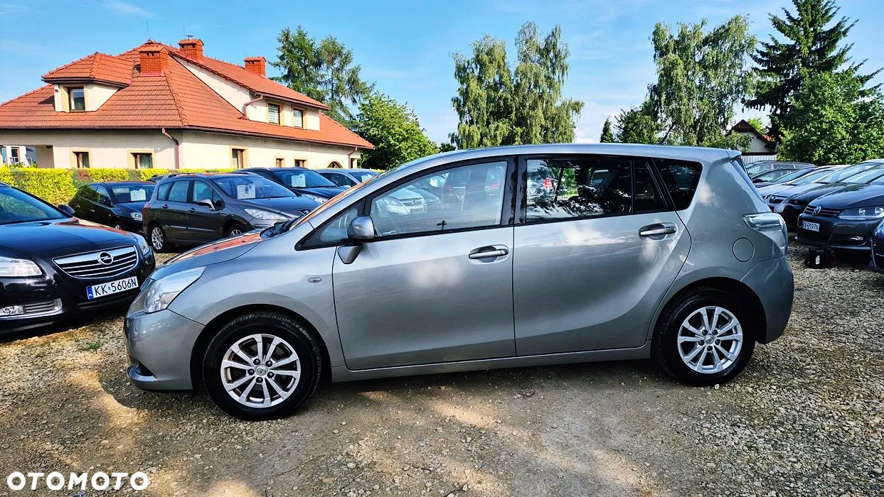 Toyota Verso 1.8 Executive - 25