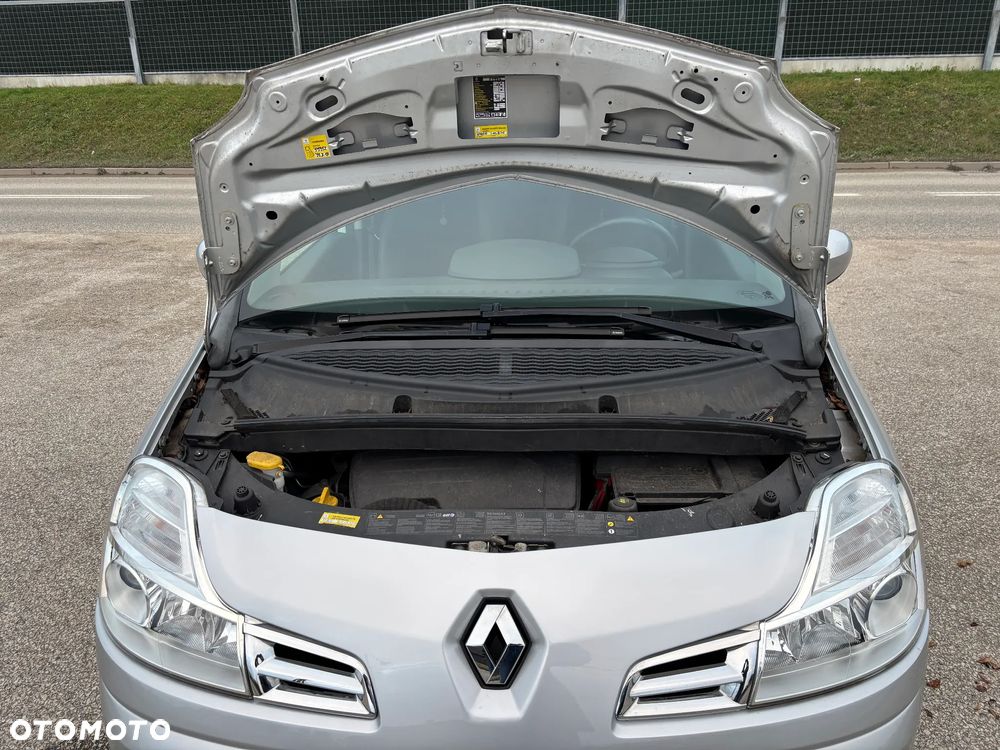 Renault Modus 1.2 16V Night and Day - 31
