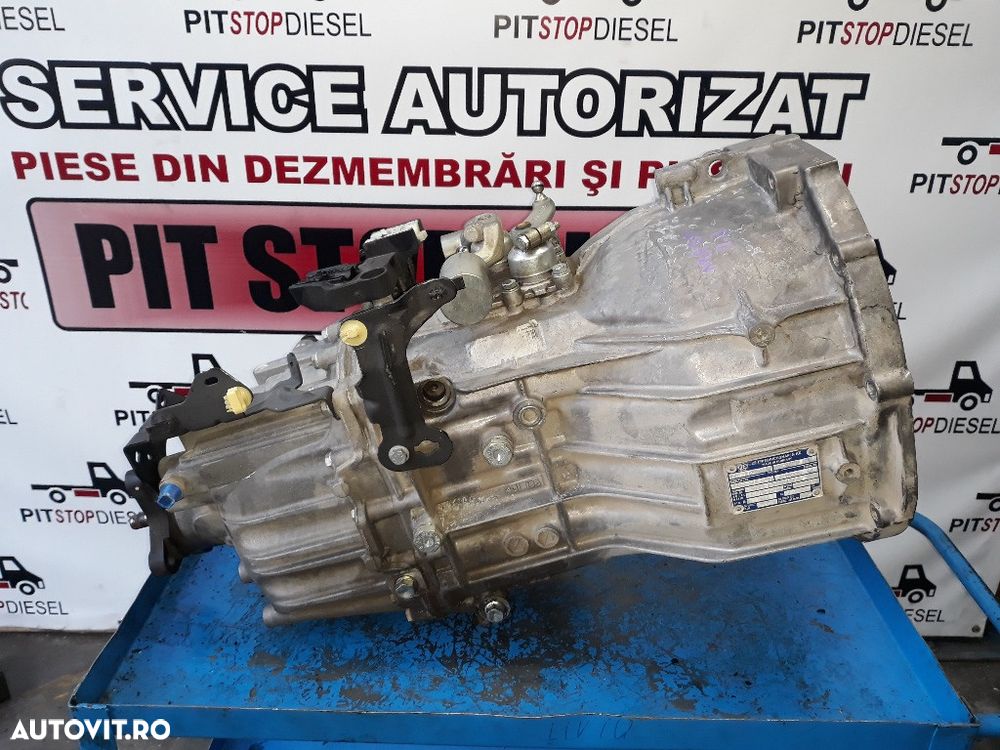 Cutie viteze Master 2.3 DCI tractiune spate 2011 2012 2013 2014 2015 2016 320108045R  320108045R 320108043R - 2