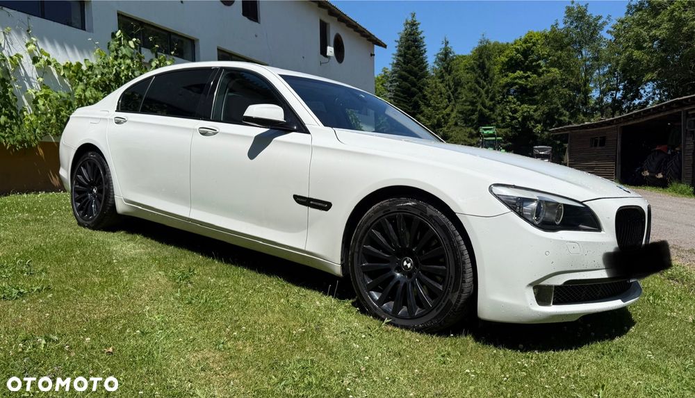 BMW Seria 7 750i L xDrive - 3