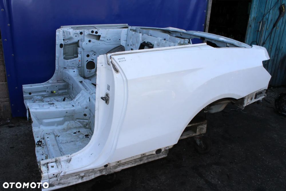 Błotnik tył tylny lewy prawy ćwiartka tylna prawa lewa OE Mercedes W207 C207 Lift Cabrio 149 - 14