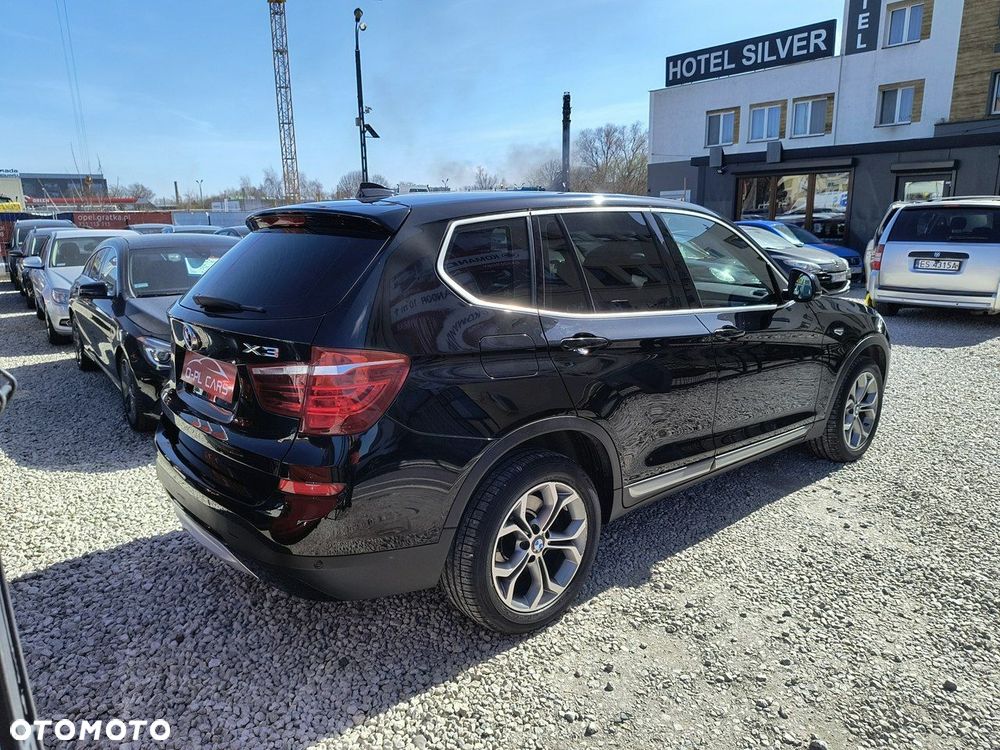 BMW X3 sDrive18d Luxury Line - 5
