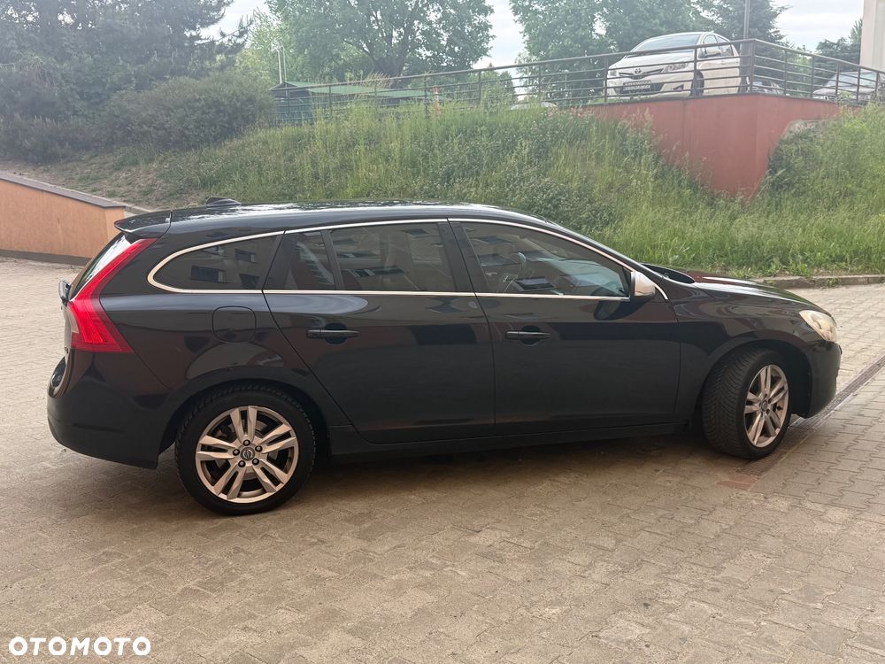 Volvo V60 D4 Momentum - 7