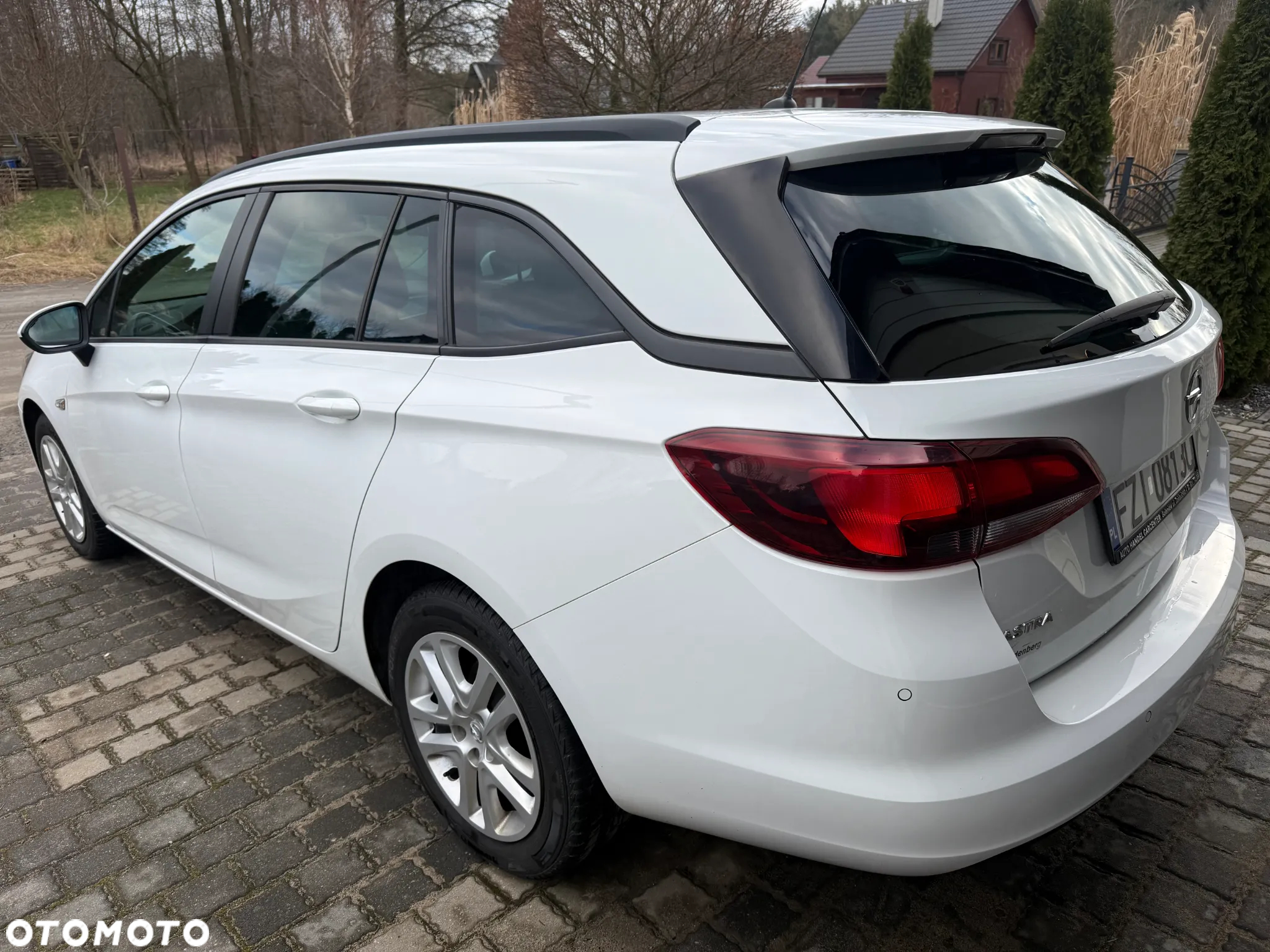 Opel Astra 1.6 CDTI Sports Tourer Active - 4