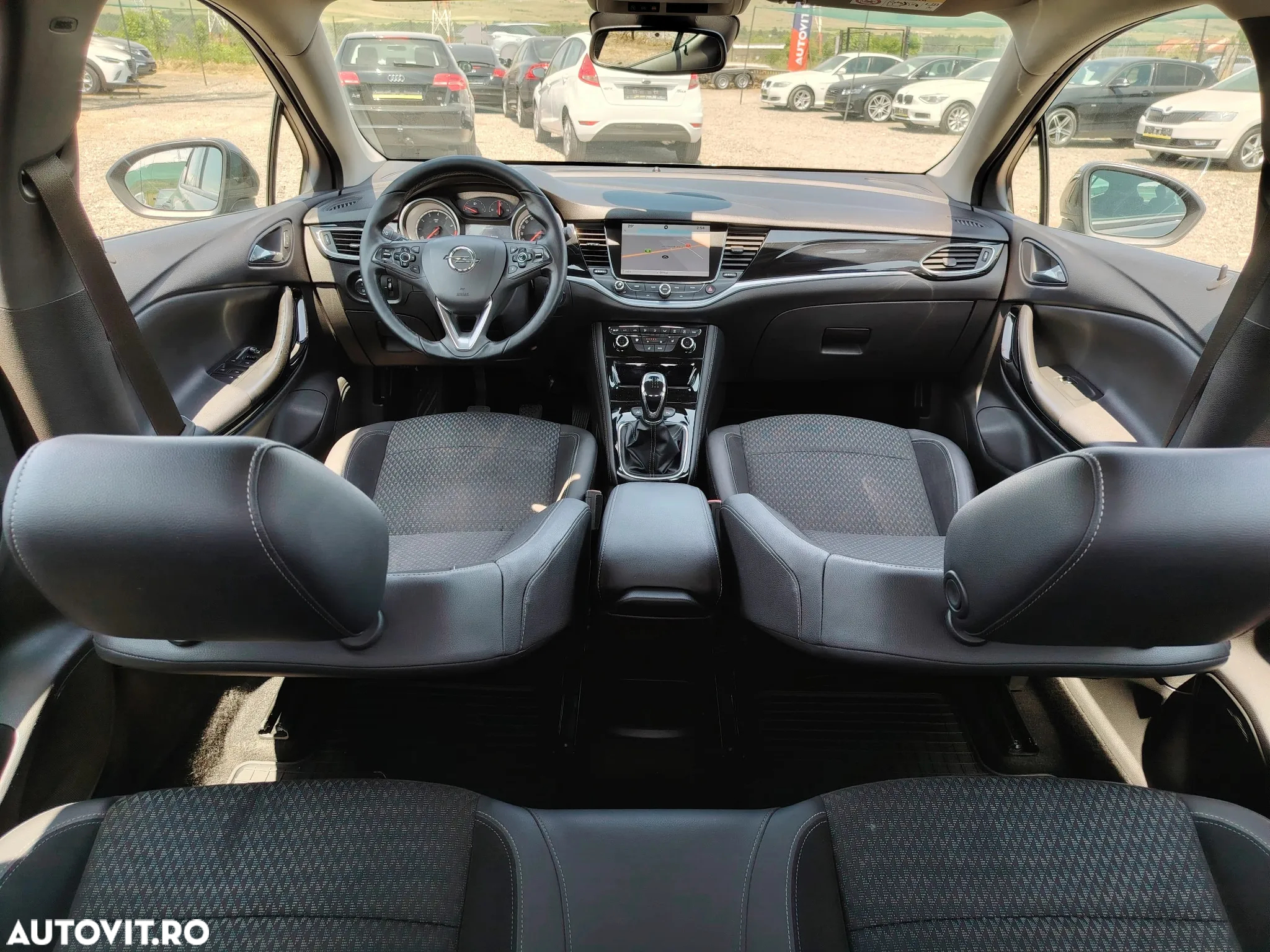 Opel Astra 1.4 Turbo Start/Stop Business - 14