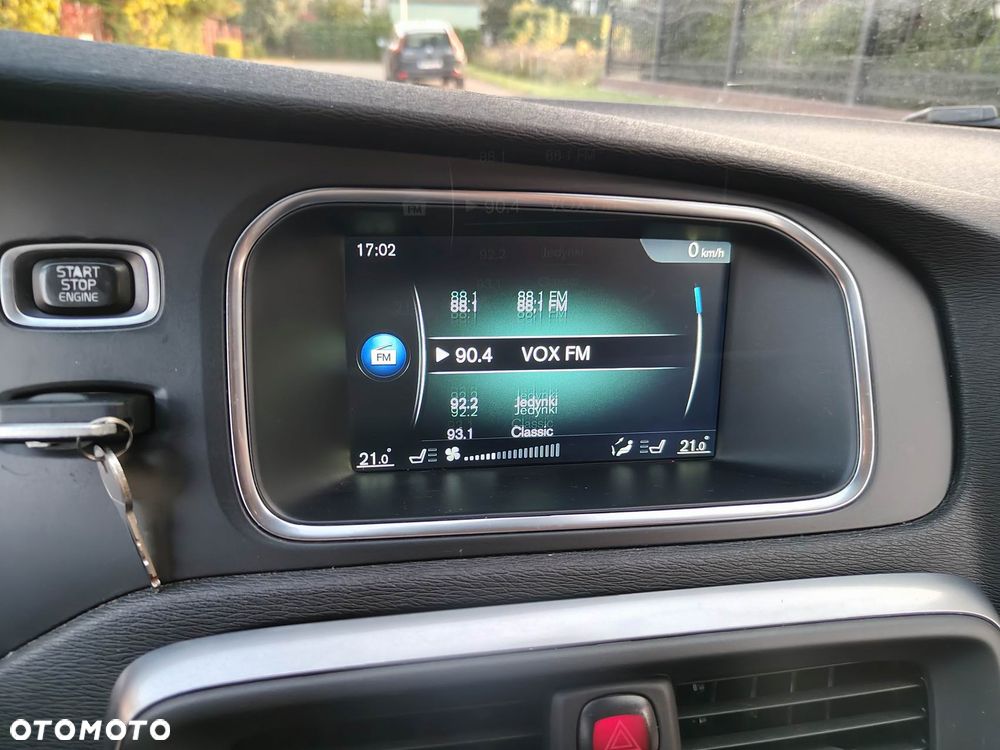 Volvo V40 D2 - 25