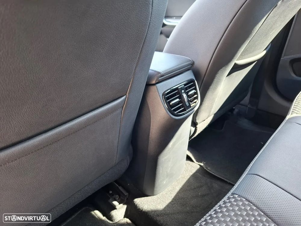 Kia Ceed SW 1.4 T-GDI TX - 38