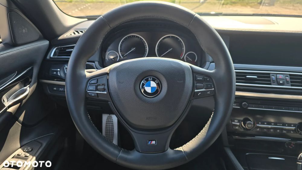 BMW Seria 7 740d xDrive - 8