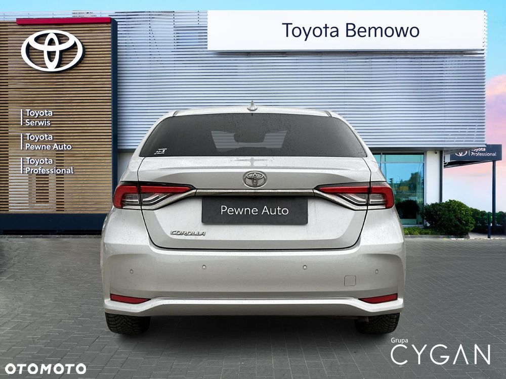 Toyota Corolla - 5