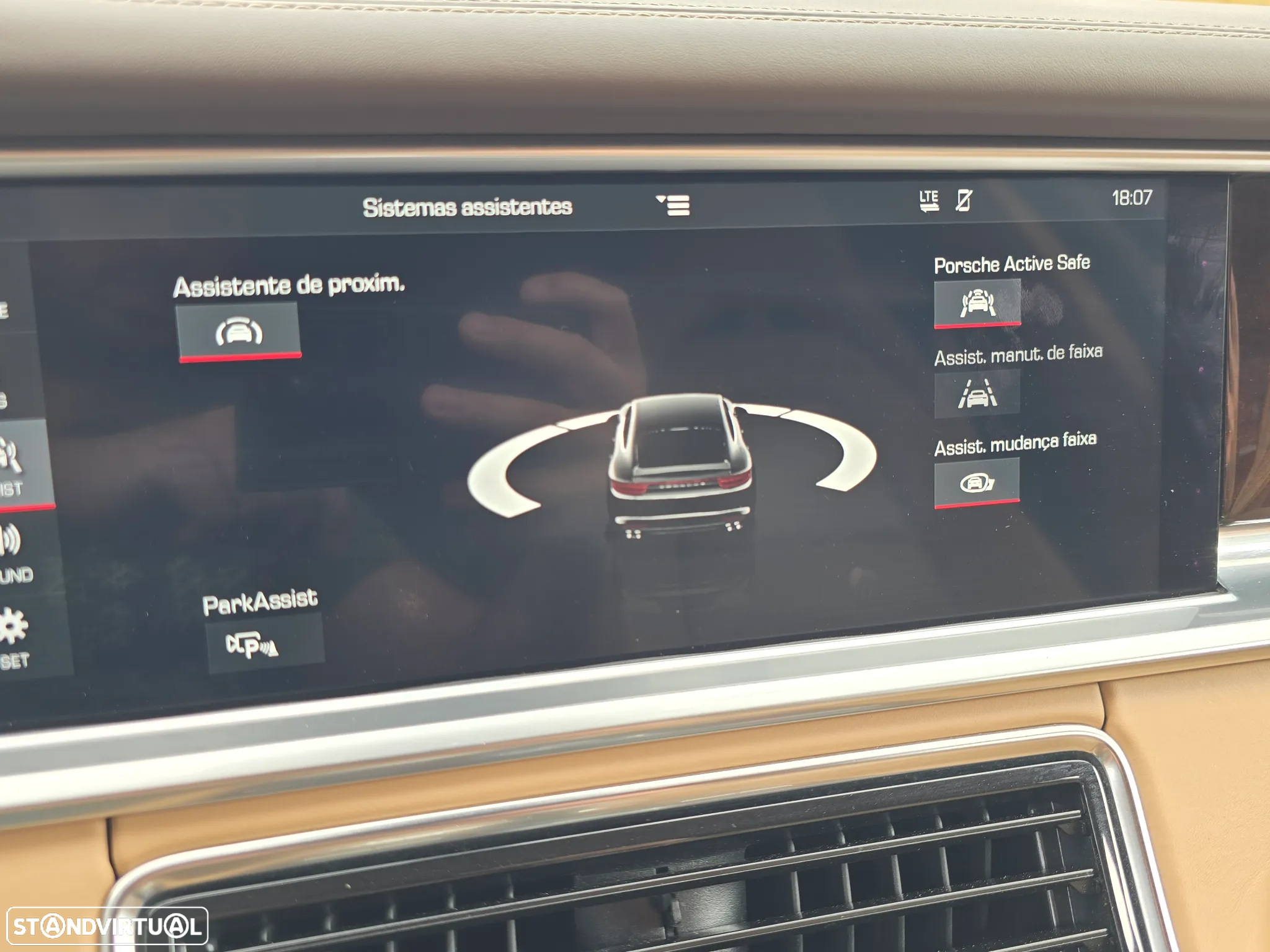 Porsche Panamera Standard - 27